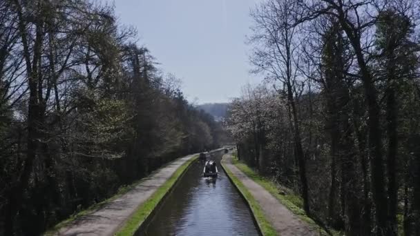 Narrow Boat Heading Stream Crossing Pontcysyllte Aqueduct Famously Designed Thomas — Video