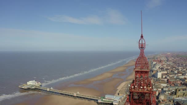 Вражаючі Повітряні Кадри Вид Blackpool Tower Нагородою Вигравши Пляж Блекпул — стокове відео