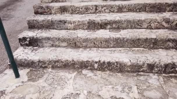 Stone Brick Stairs Panning Fort Nassau Entrance — Wideo stockowe