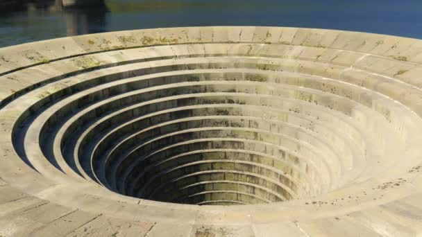 Lady Bower Giant Plug Hole Close Famous Location Attraction Tourist — Stockvideo