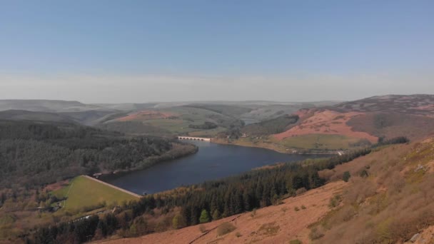 Drone Viewing Lady Bower Reservoir Whilst Panning Left Right Bamford — Stock Video