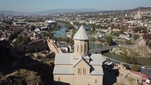 Aerial Reveal Shot Tbilisi City Georgia Flying Narikala Fortress Overlooking — Stok video