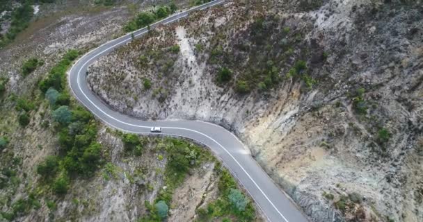 Aerial Shot Car Driving Windy Road Tasmania Australia Shot Looking — Stockvideo