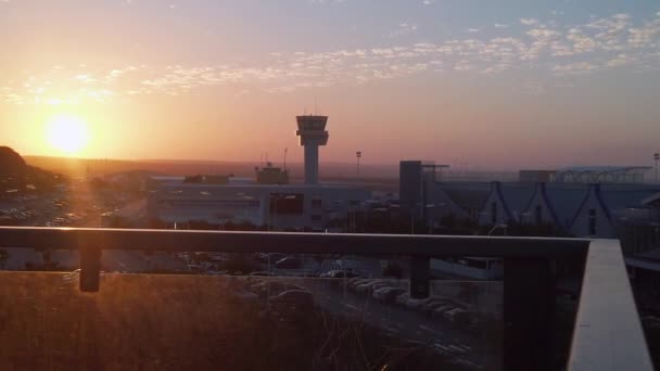 Panorama Derecha Izquierda Mostrando Torre Control Del Aeropuerto Internacional Curazao — Vídeo de stock