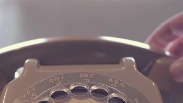 Checking Connection Vintage Phone — Stockvideo