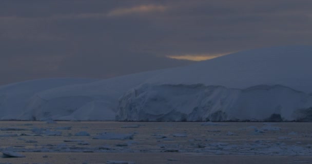 Snow Island Sunset — Stockvideo