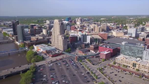 Drone Shot Grand Rapids Skyline — Stockvideo