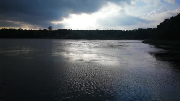 Rainy Overcast Look Calm Lake Coate Water Swindon — ストック動画