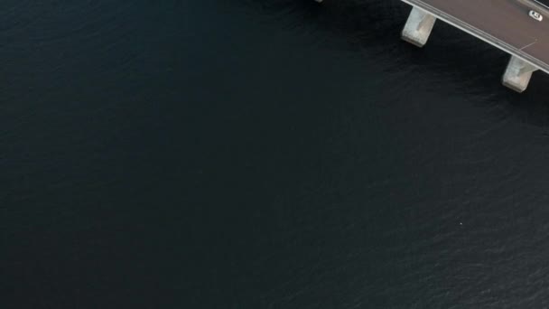 Повітряний Постріл Над Мостом Тасмана Заході Сонця Легкий Рух Безпілотні — стокове відео