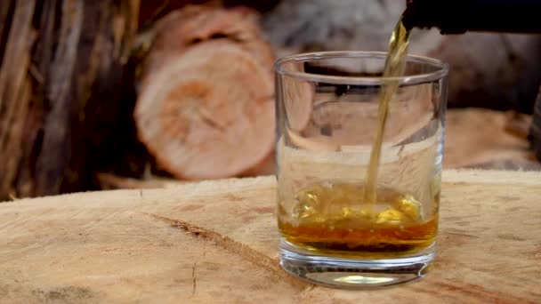 Canadian Club 1858 Whiskey Mixed Coke Ice Splash Wood Background — Stockvideo