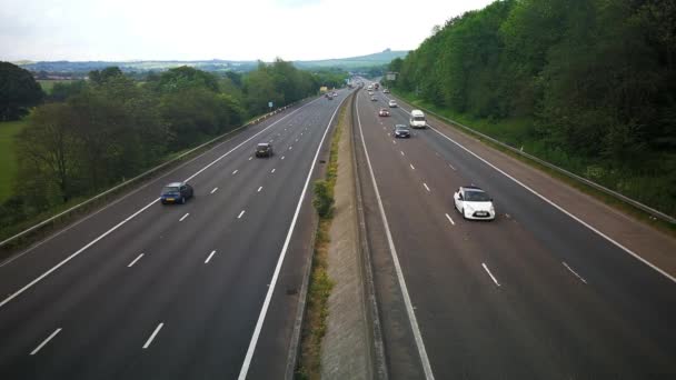 Footage Overlooking Eastbound Swindon Quiet Evening — Vídeo de stock