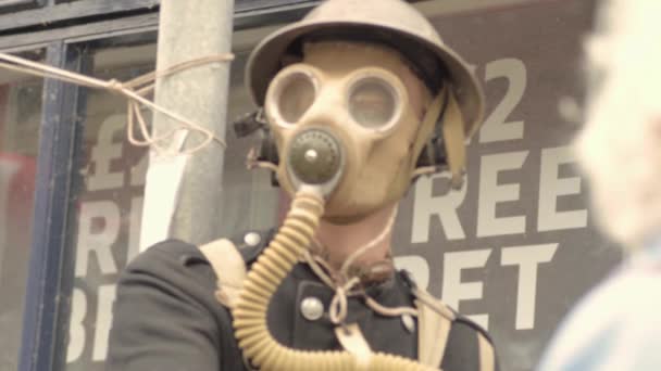 Vintage World War Two Gas Mask — Stockvideo