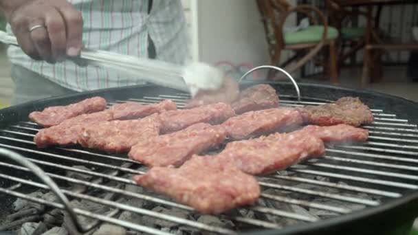 Turkish Minced Meat Also Known Meatball Kofte Being Cooked Grill — Video