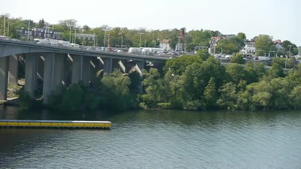 Traffic Moving Slowly Bridge Central Stockholm Clear Sunny Day June — Stockvideo