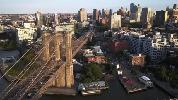 Drone Footage Showing Brooklyn Bridge — Stock video