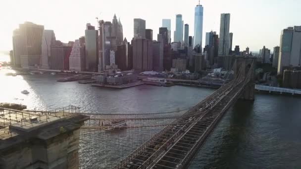 Drone Footage Showing Brooklyn Bridge — Stockvideo