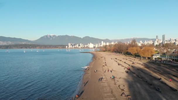 Various Drone Shots Kitsilano Beach Downtown Vancouver — Stockvideo