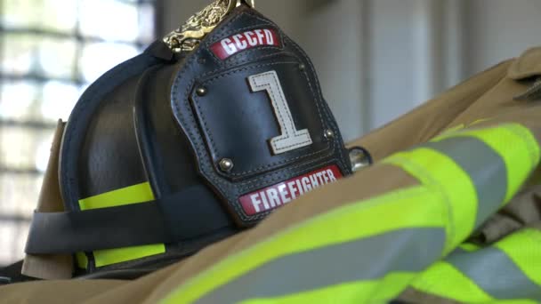 Black Firefighter Helmet Top Protective Fire Coat Fire Station — Video Stock