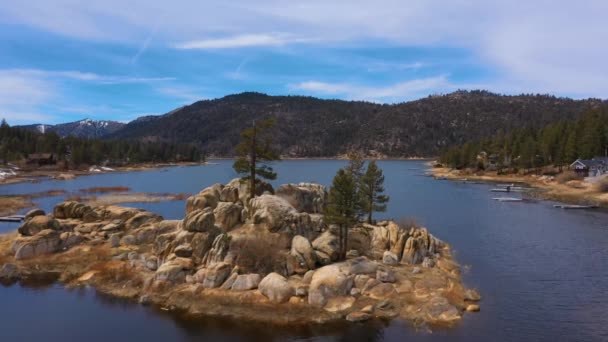 Lake Flyover Big Bear California — ストック動画