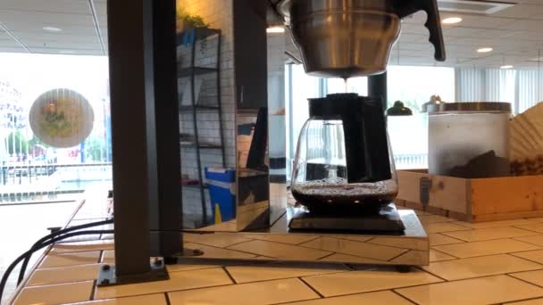 Dripping Coffee Maker Office — Stockvideo