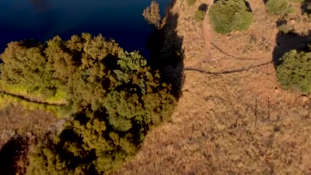 Aerial Revealing Silky Smooth Small Dam — Vídeo de Stock