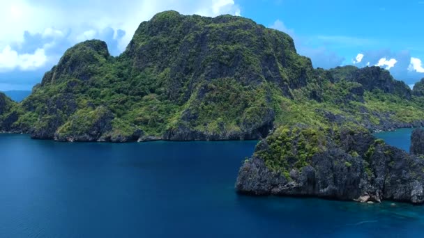 Wide Aerial Shot Large Island Nido Palawan Philippines — Vídeo de Stock