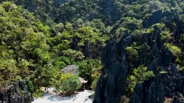 Aerial Shot Rocky Island Nido Palawan Philippines — ストック動画