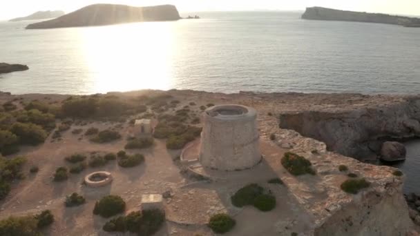 Aerial View Lookout Tower Ibiza Panning Pirate Tower Showing Ocean — Αρχείο Βίντεο