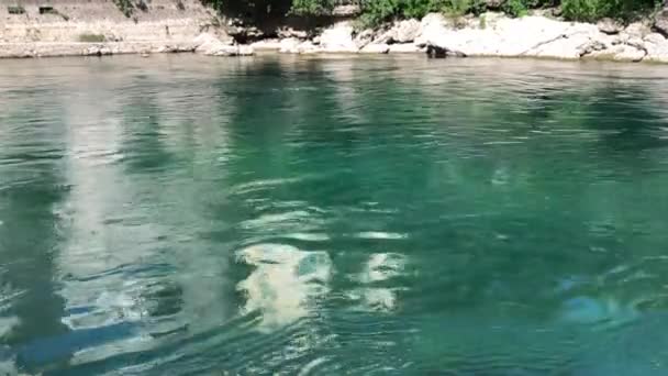 Turquoise Color Neretva River Mostar Bosnia Herzegovina — Videoclip de stoc