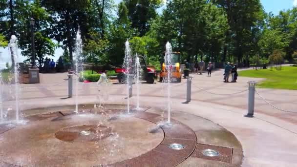 Slow Motion Capture Water Fountain — Stockvideo