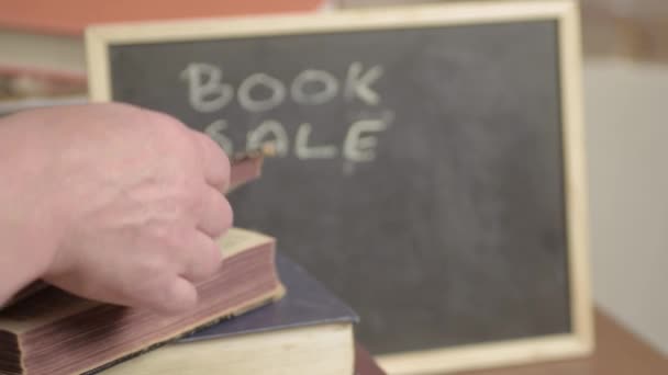Looking Pages Book Book Sale — Stock video