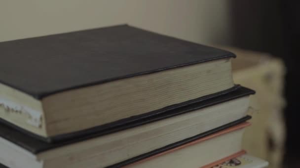 Looking Stack Old Books — Αρχείο Βίντεο