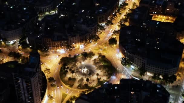 Barcelona Vista Aérea Gran Vía Con Platón Tetuán Por Noche — Vídeos de Stock