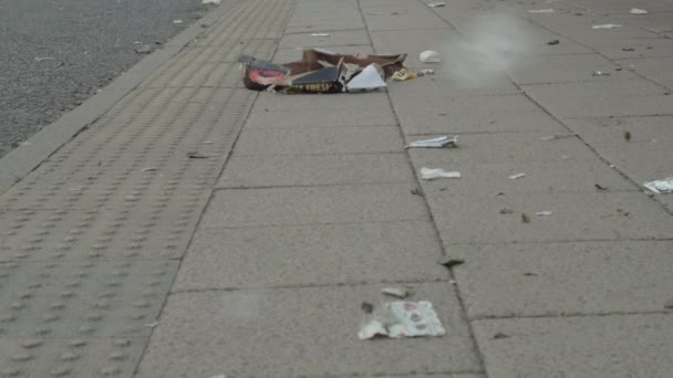 Litter Flying Lonely Urban Road Windy Day — Vídeo de stock