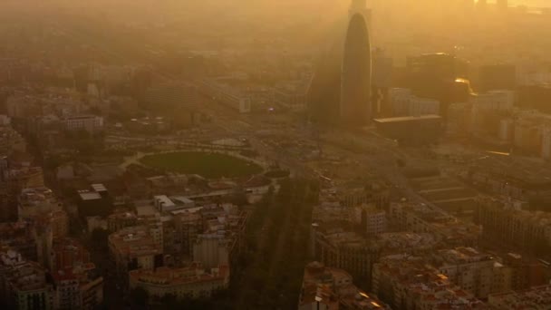 Barcelona Cityscape Aerial Shot Diagonal Plaa Les Glories Catalanes Sunrise — Video