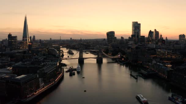 Повітряний Вид Лондон Темзу Тауерський Міст Відразу Після Заходу Сонця — стокове відео
