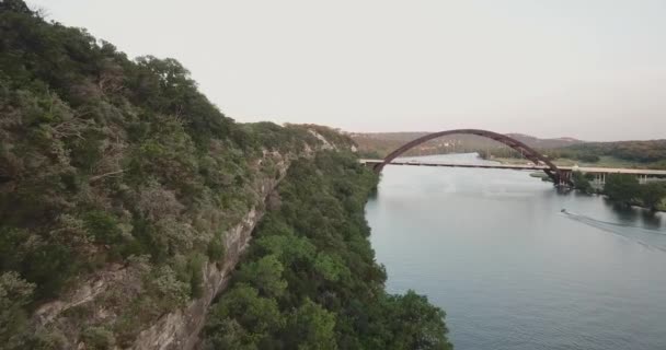 Aerial Drone Shot Hills Austin 360 Bridge Background — Stock videók