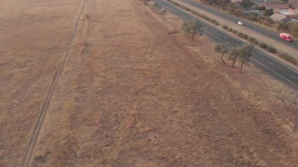 Aerial Neergeschoten Een Drukke Nationale Weg — Stockvideo