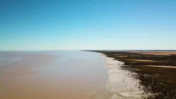 Rising Wide Angle Drone Footage Showing Tidal Mudflats King Sound — Video Stock