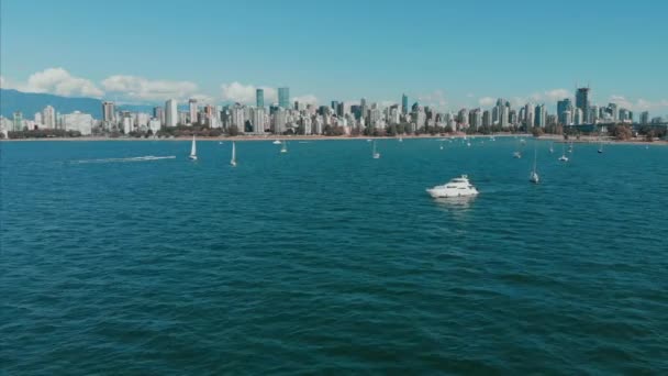 Downtown Vancouver Oceano Pacífico Praia Kitsilano Ilha Montanha Drone Filmagem — Vídeo de Stock