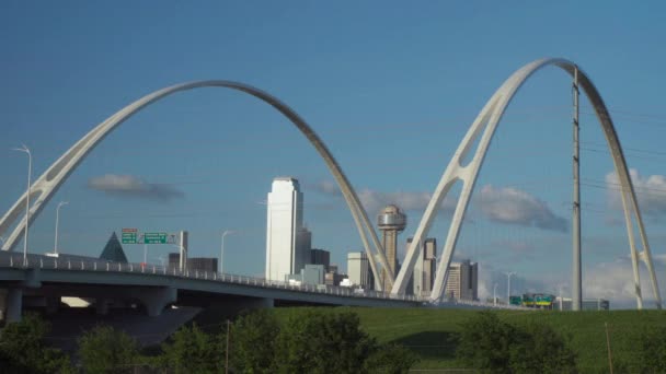 Questo Time Lapse Dei Archi Margaret Mcdermott Bridge Che Incorniciano — Video Stock