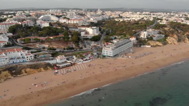Aerial Skyline Touristic City Algarve South Portugal Buildings Oceanfront Cityscape — Vídeo de stock