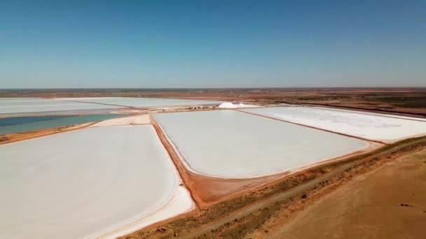 Aerial Footage Large Australian Salt Mine Arid Landscape Drone Circles — Stock video