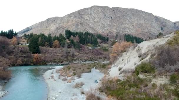 Aerial Ascending Shot Skippers Canyon Shotover River Arthurs Point Queenstown — Vídeo de Stock