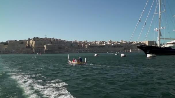 Gondola Boats Harbour Malta Three Cities Valletta Background — 图库视频影像