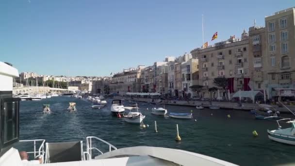 Entering Three Cities Harbour Malta Ferry Valletta — Stockvideo