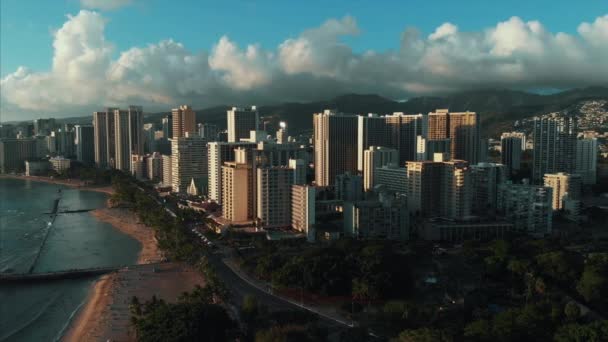 Aerial Drone Footage Honolulu Hawaii Beautiful Real Estate Buildings City — Wideo stockowe