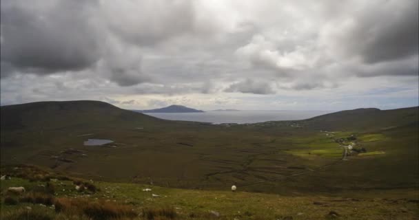Time Lapse Cloudy Mountains Hills Wild Atlantic Way Ireland — Stockvideo