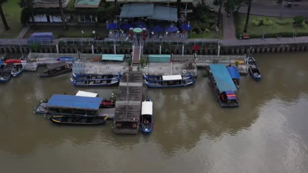 Letecký Pohled Shora Dolů Přístav Lodi Kanálu Binh Thanh Okresu — Stock video