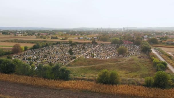 Aerial Drone Footage Cemetery Village Sunny Day Local Village Cemetery — Stock Video